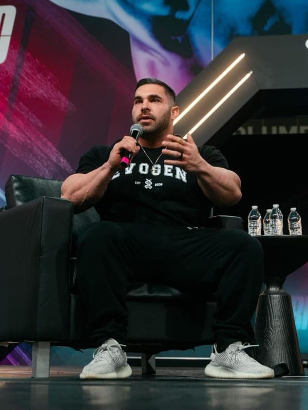 Derek Lunsford em competição